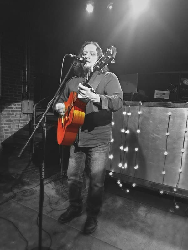 Gil Rivas Musician.